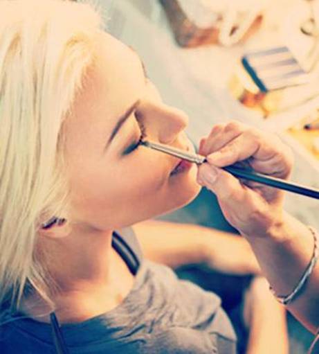 Bratislava Hen Party Packages - Beauty and Bar Crawl