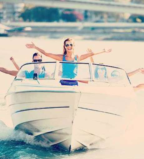 Lloret de Mar Hen Party Packages - Speed Boat